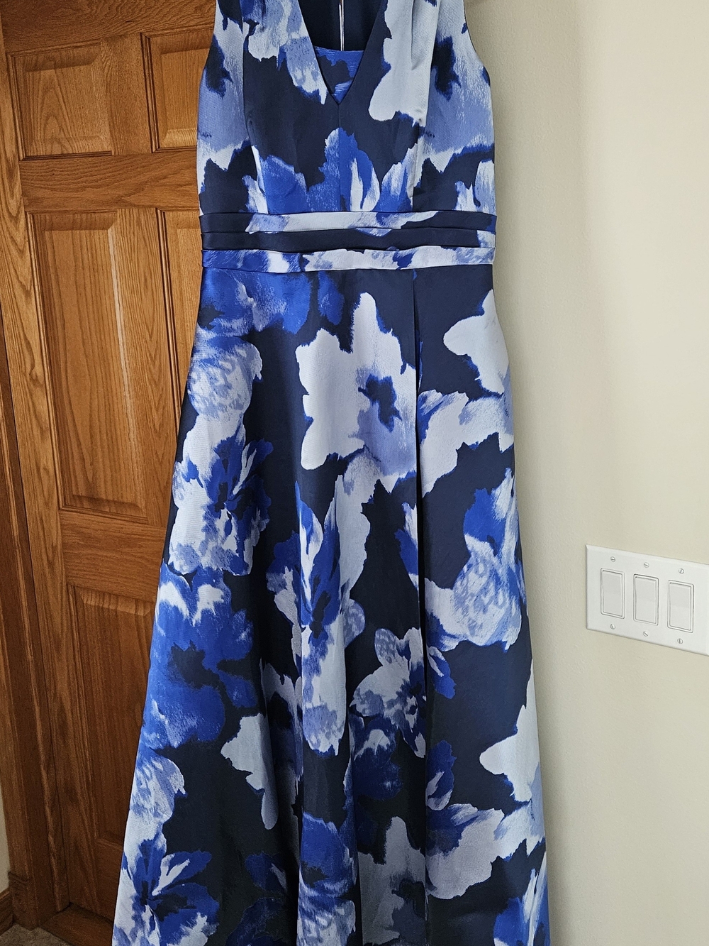 Xscape Navy and Blue Floral V-Neck A-Line Prom Dress